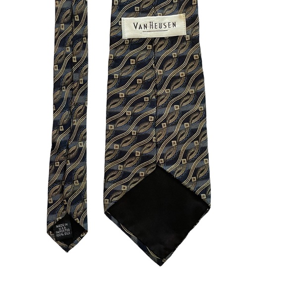 VAN HEUSEN 100% Silk Tie Blue and Cream Diagonal Geometric Print - Picture 5 of 8